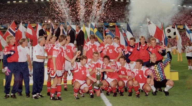Denmark celebrate winning the Euro 1992.(Getty)