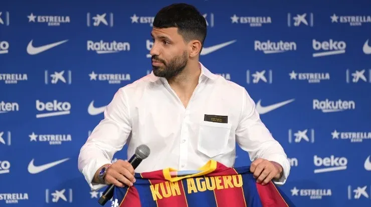 Sergio Kun Aguero in his presentation as Barcelona’s new signing. (Getty)