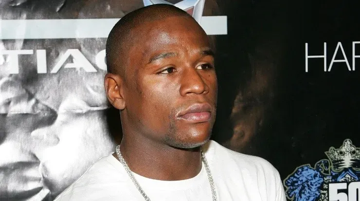 Floyd Mayweather, one of the wealthiest persons in the sports world. (Getty)