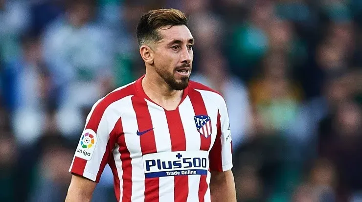 Atletico Madrid would involve Hector Herrera in negotiations for Kessie. (Getty)