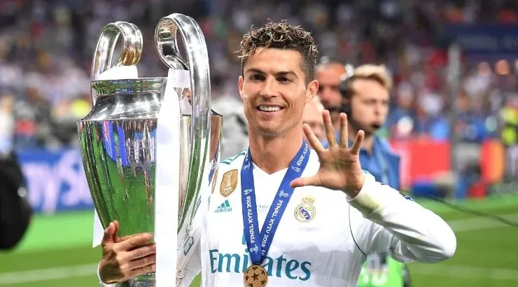 Cristiano Ronaldo of Real Madrid lifts The UEFA Champions League trophy (Photo by Laurence Griffiths/Getty Images)