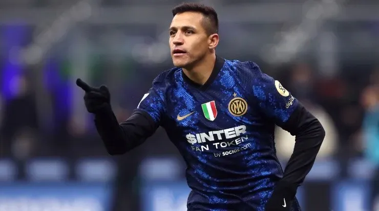 Corriere della Sera claim Alexis Sanchez could become a free agent in winter. (Marco Luzzani/Getty Images)