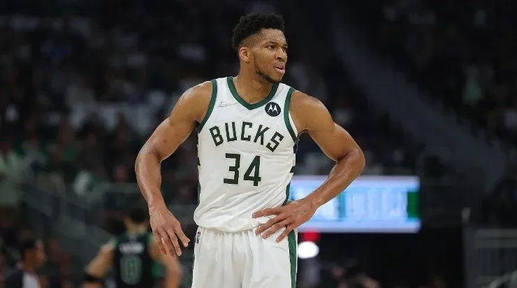 Giannis Antetokounmpo (Photo by Stacy Revere/Getty Images)