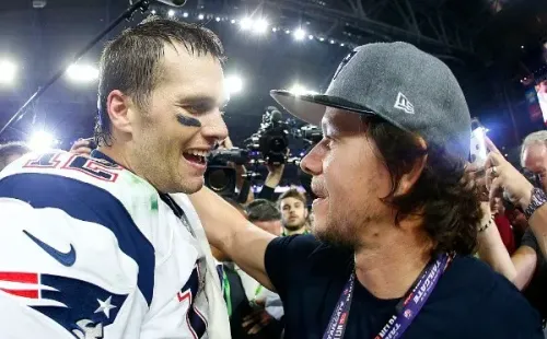 Tom Brady and Mark Wahlberg during the 2015 Super Bowl, Patriots beat the Seahawks