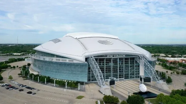 View of the AT&T Stadium in Arlington, Texas. (Tom Pennington/Getty Images)