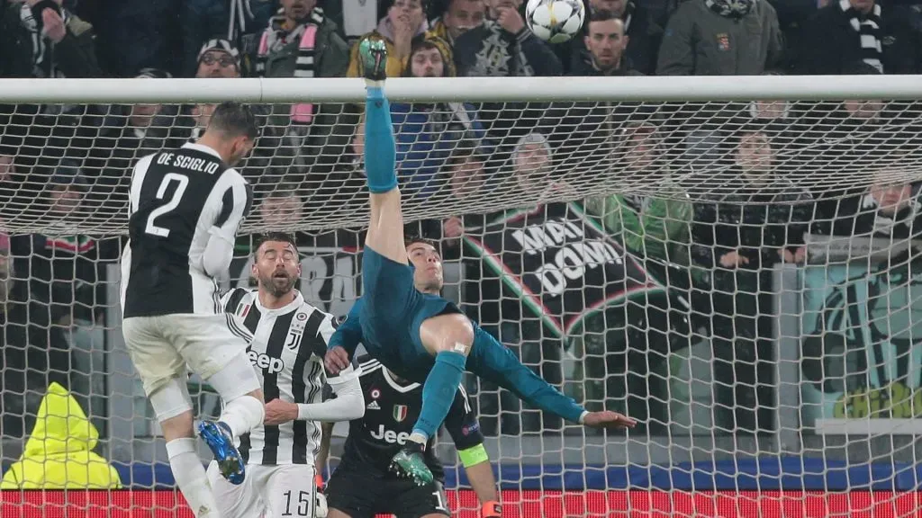 Cristiano Ronaldo scores a bicycle kick against Juventus in 2018