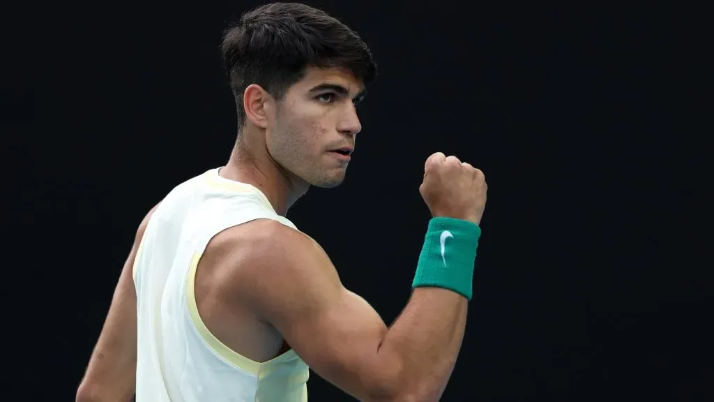Carlos Alcaraz celebrates a point ā Cameron Spencer/Getty Images