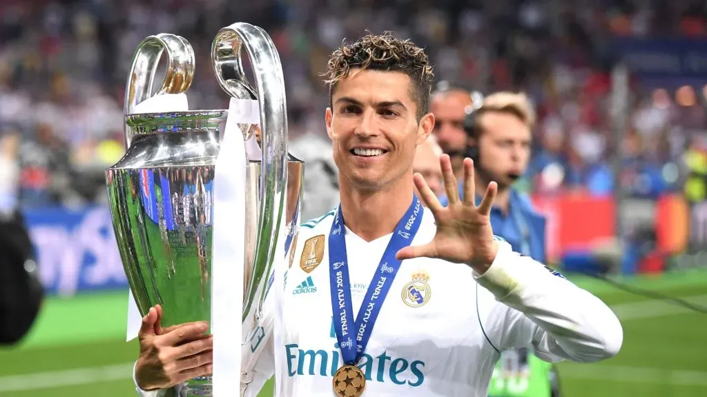 Cristiano Ronaldo of Real Madrid lifts The UEFA Champions League trophy following his sides victory in during the UEFA Champions League Final between Real Madrid and Liverpool at NSC Olimpiyskiy Stadium on May 26, 2018 in Kiev, Ukraine.