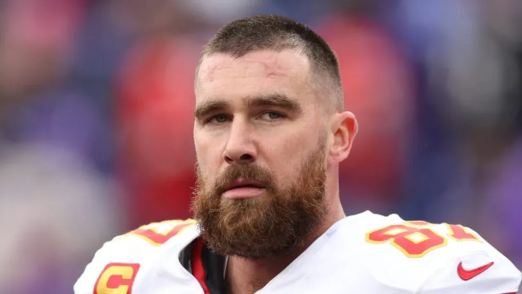 Travis Kelce had a very special message for Taylor Swift