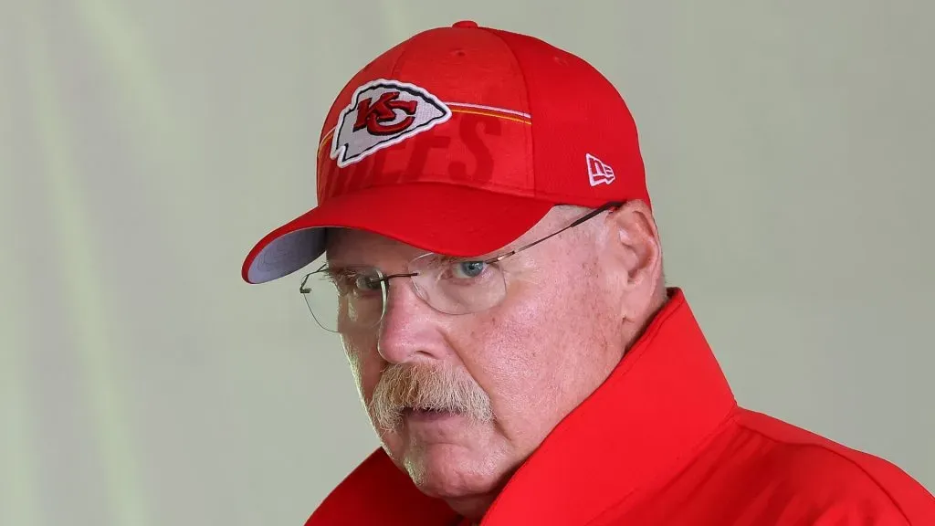 Andy Reid had a very controversial incident with Travis Kelce in the Super Bowl (Getty Images)