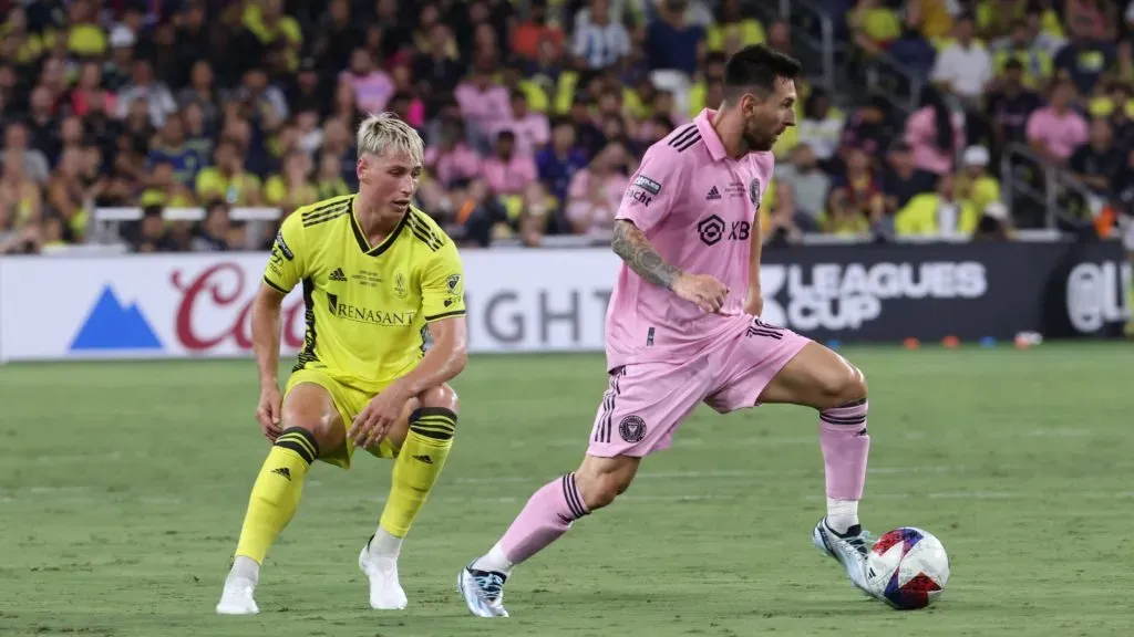 Inter Miami forward Lionel Messi (10) makes a move in front of Nashville SC defender Lukas MacNaughton (3) during the Leagues Cup final between Nashville SC and Inter Miami, August 19 at GEODIS Park in Nashville, Tennessee.