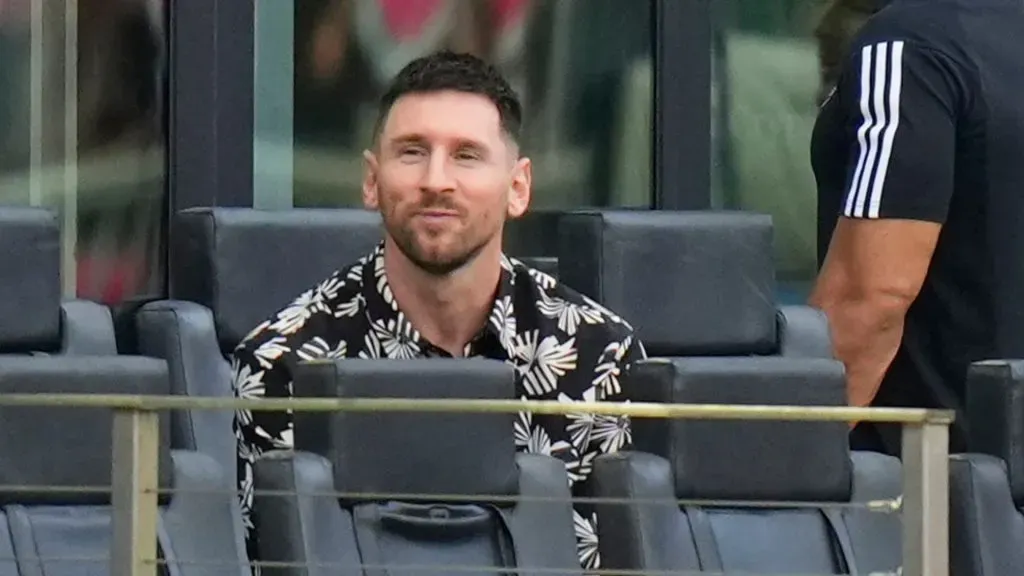 Lionel Messi #10 of Inter Miami looks on during the first half of a match against CF MontrƩal at DRV PNK Stadium on March 10, 2024 in Fort Lauderdale, Florida.