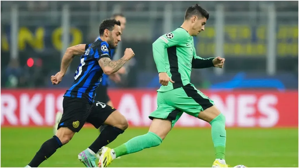 Alvaro Morata of Atletico de Madrid and Hakan Calhanoglu of Inter ā IMAGO / NurPhoto