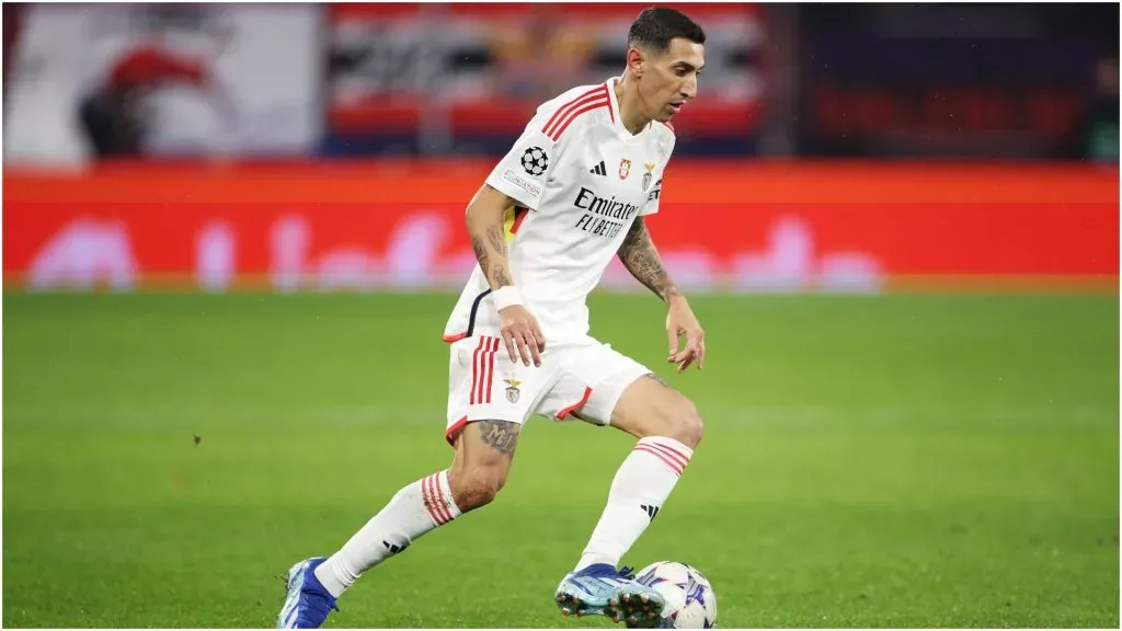 Angel Di Maria in action for Benfica