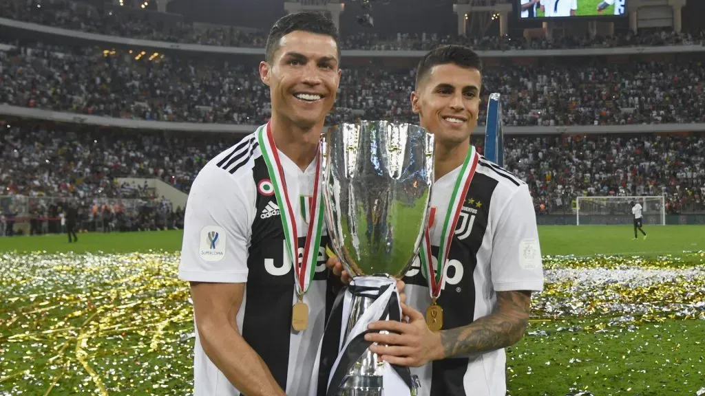 Ronaldo and Cancelo were teammates at Juventus