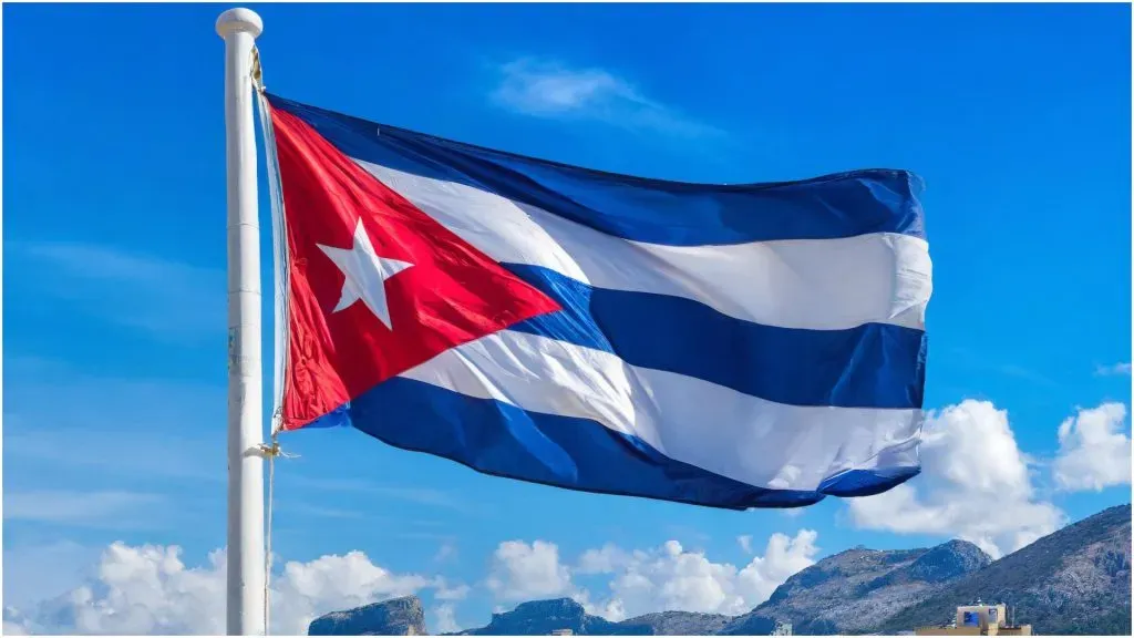 National flag of Cuba – IMAGO / H. Tschanz-Hofmann