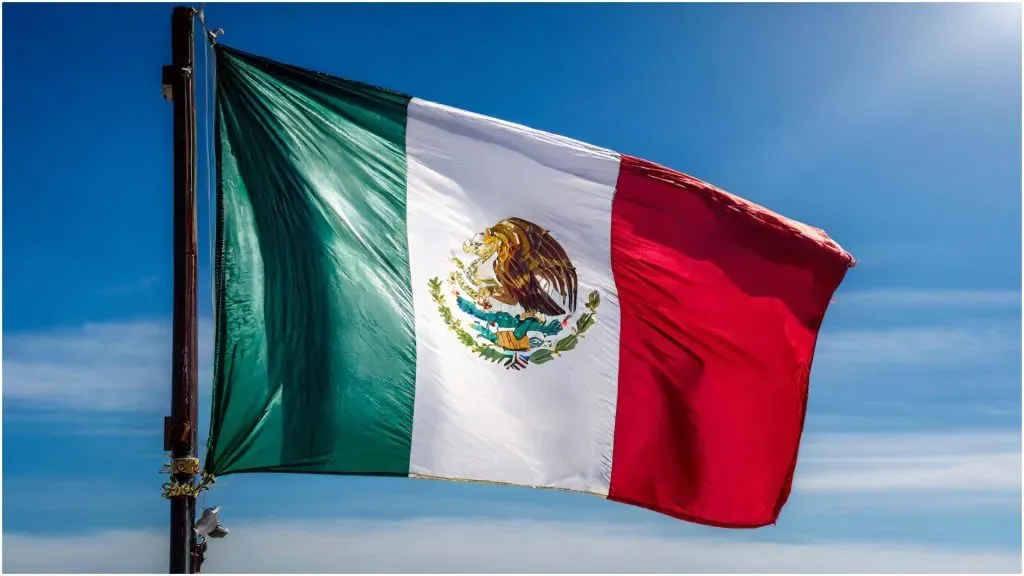 National flag of Mexico β IMAGO / H. Tschanz-Hofmann