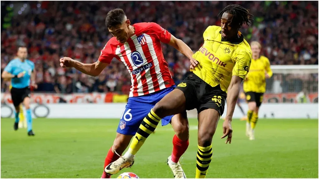 Nico Schlotterbeck of Borussia Dortmund and Nahuel Molina of Atletico de Madrid – IMAGO / Newscom World