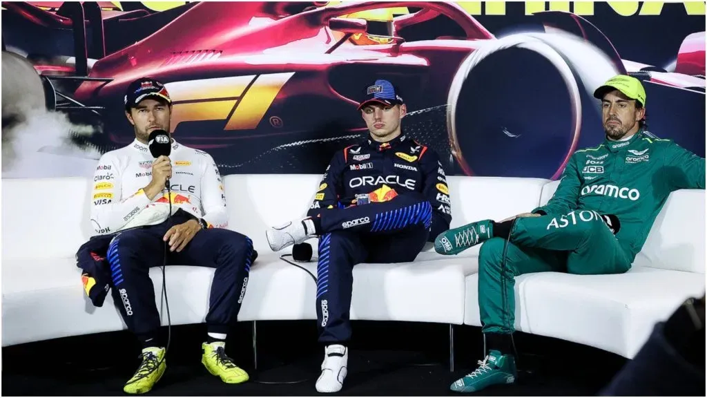 Sergio Perez, Max Verstappen and Fernando Alonso during press conference – IMAGO / PanoramiC