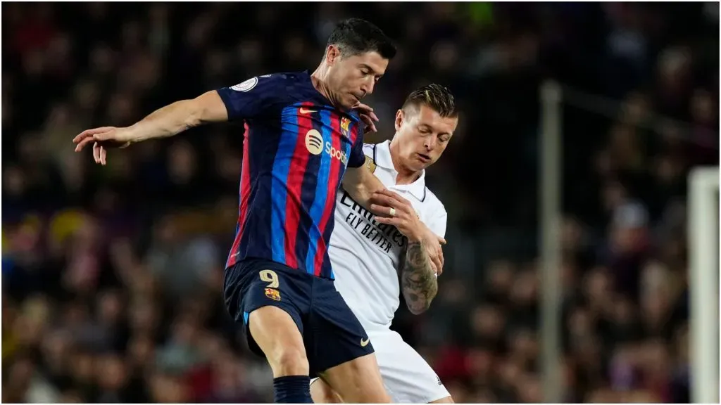 Robert Lewandowski of Barcelona and Toni Kroos of Real Madrid – IMAGO / NurPhoto