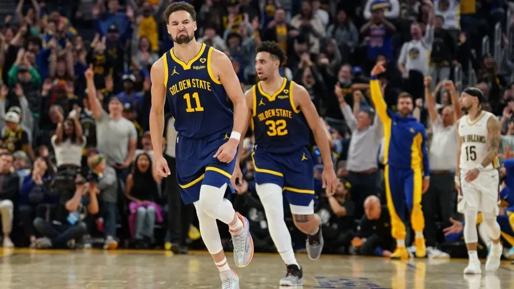 Klay Thompson #11 of the Golden State Warriors reacts to making a basket in the fourth quarter against the New Orleans Pelicans at Chase Center on April 12, 2024 in San Francisco, California. (Photo by Kavin Mistry/Getty Images)