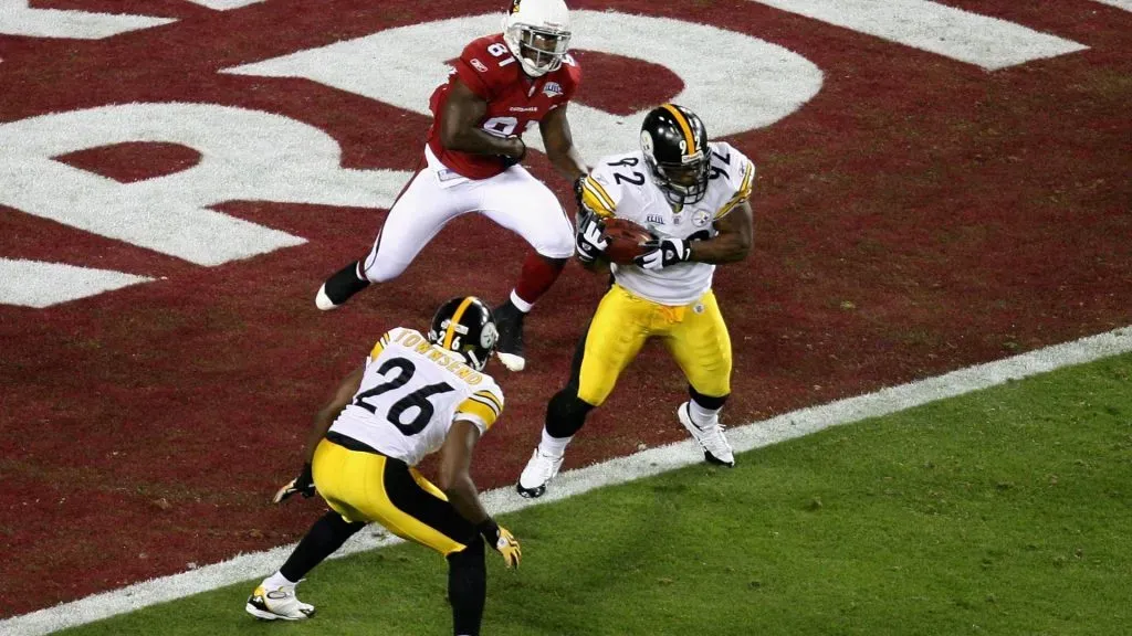 James Harrison intercepted a pass (Getty Images)