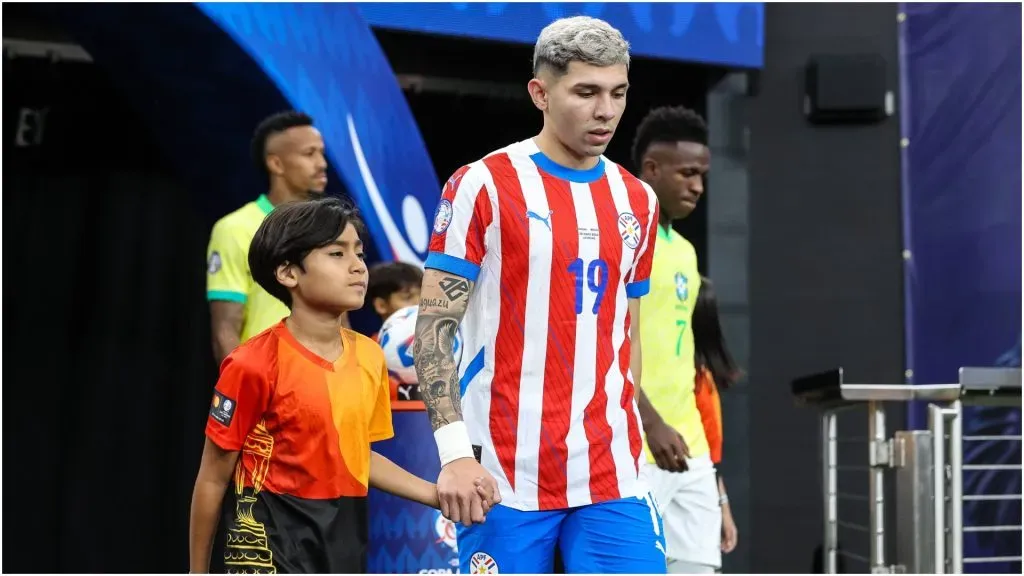 Paraguay forward Julio Enciso â IMAGO / Newscom World