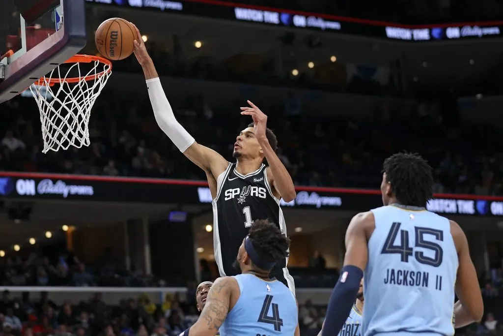 Victor Wembanyama #1 of the San Antonio Spurs dunks during the second half against the Memphis Grizzlies during the second half at FedExForum on April 09, 2024 in Memphis, Tennessee.