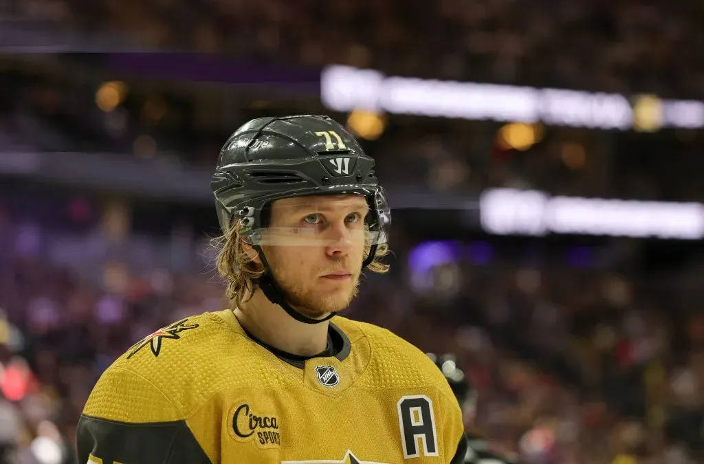 LAS VEGAS, NEVADA ā APRIL 18: William Karlsson #71 of the Vegas Golden Knights takes a break during a stop in play in the third period of a game against the Anaheim Ducks at T-Mobile Arena on April 18, 2024 in Las Vegas, Nevada. The Ducks defeated the Golden Knights 4-1. (Photo by Ethan Miller/Getty Images)