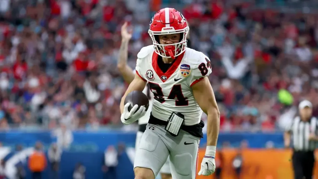 Ladd McConkey #84 of the Georgia Bulldogs runs with the ball in the second quarter against the Florida State Seminoles during the Capital One Orange Bowl at Hard Rock Stadium on December 30, 2023 in Miami Gardens, Florida.