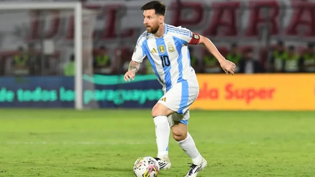 lionel messi playing