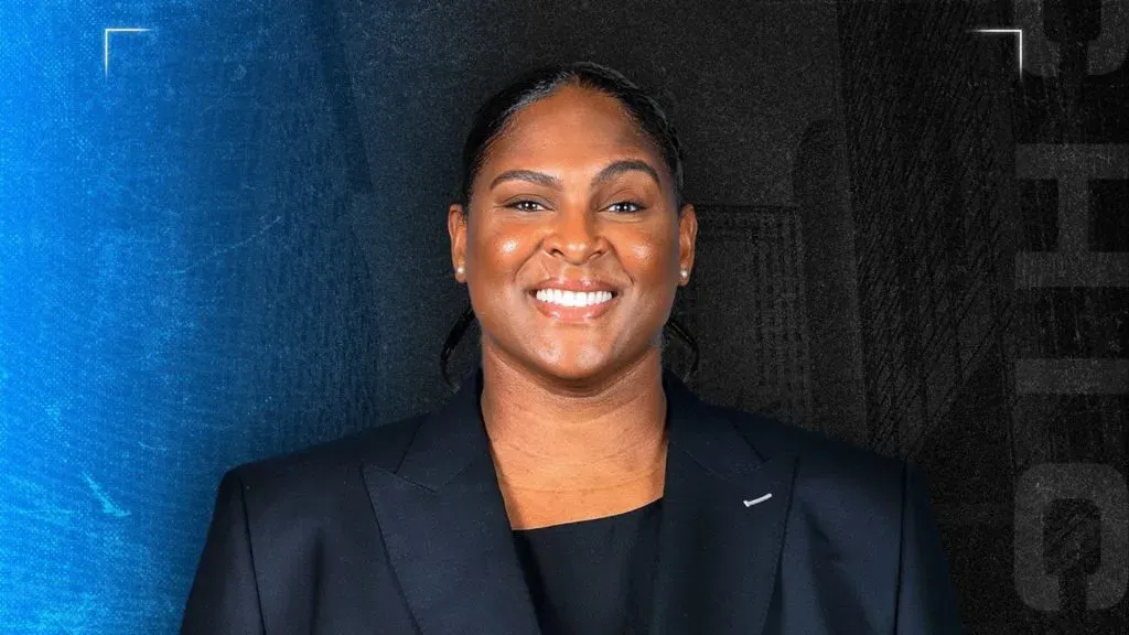 Courtney Paris joins Chicago Sky (X:@chicagosky)