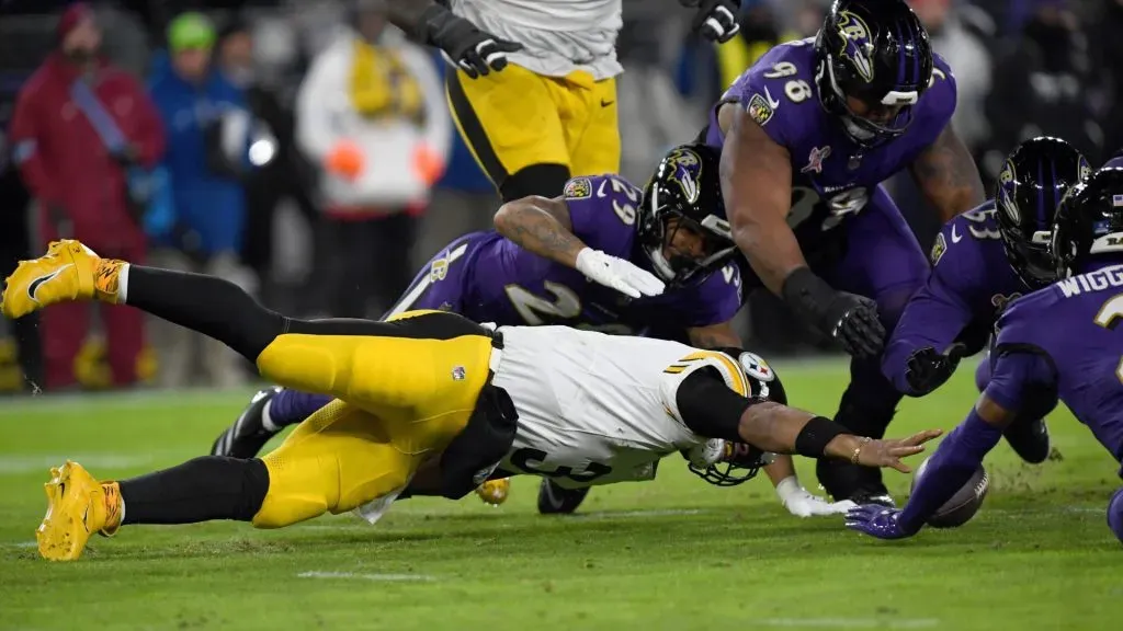 Russell Wilson fumble vs Ravens