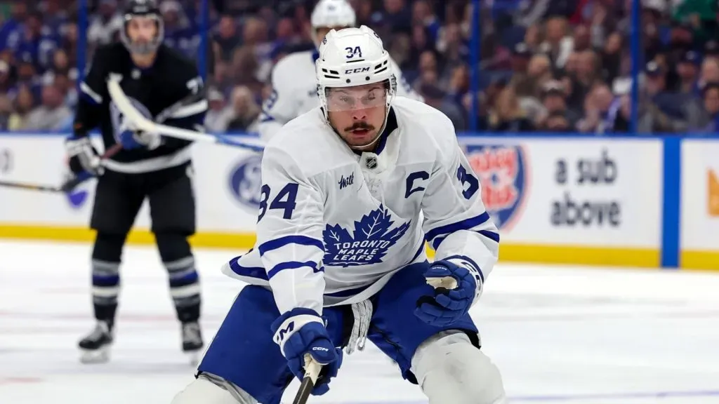 Auston Matthews #34 of the Toronto Maple Leafs moves the puck up ice against the Tampa Bay Lightning during the first period at the Amalie Arena on November 30, 2024 in Tampa, Florida.