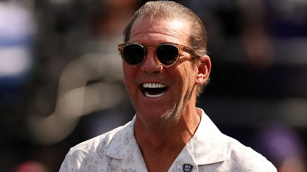 BREAKING NEWS: Head coach John Harbaugh has officially sent a bold request to the Baltimore Ravens owner Steve Bisciotti, expressing his desire to bring in NFL legend Ray Lewis as an offensive analyst, with the ultimate ambition of bringing another championship to Baltimore. In response, Ray Lewis shocked the entire NFL world with just 7 words...D