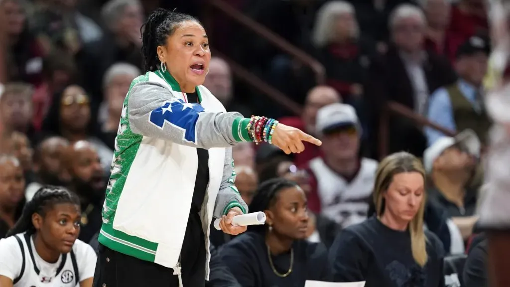 Head coach Dawn Staley of the South Carolina Gamecocks