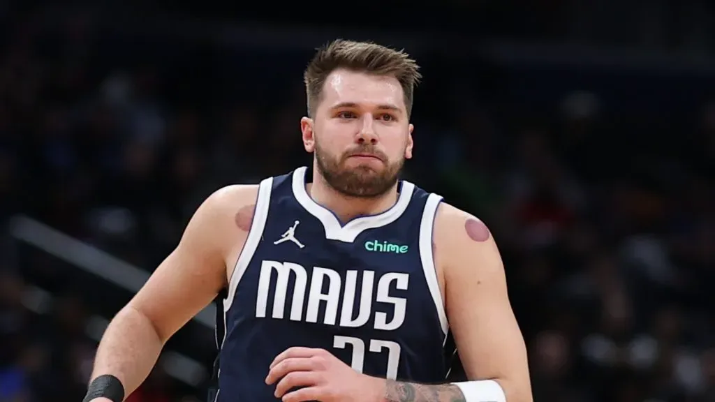 Luka Doncic #77 of the Dallas Mavericks celebrates against the Washington Wizards