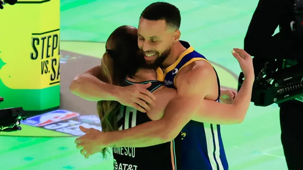 Steph Curry and Sabrina Ionescu during the 3-point contest in 2024 (Justin Casterline/Getty Images)