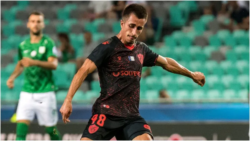 Ricardinho of Santa Clara β Jurij Kodrun/Getty Images