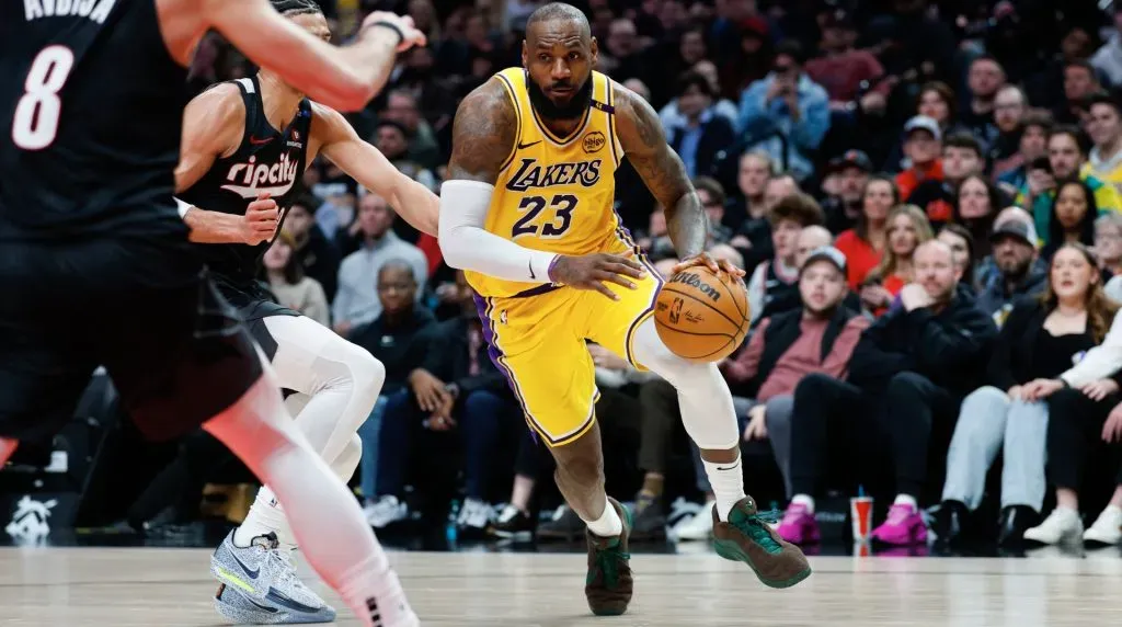 LeBron James #23 of the Los Angeles Lakers drives to the basket during the third quarter against the Portland Trail Blazers at Moda Center on February 20, 2025 in Portland, Oregon. The Los Angeles Lakers won 110-102. (Photo by Alika Jenner/Getty Images)