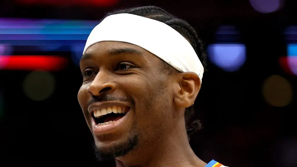 Shai Gilgeous-Alexander #2 of the Oklahoma City Thunder