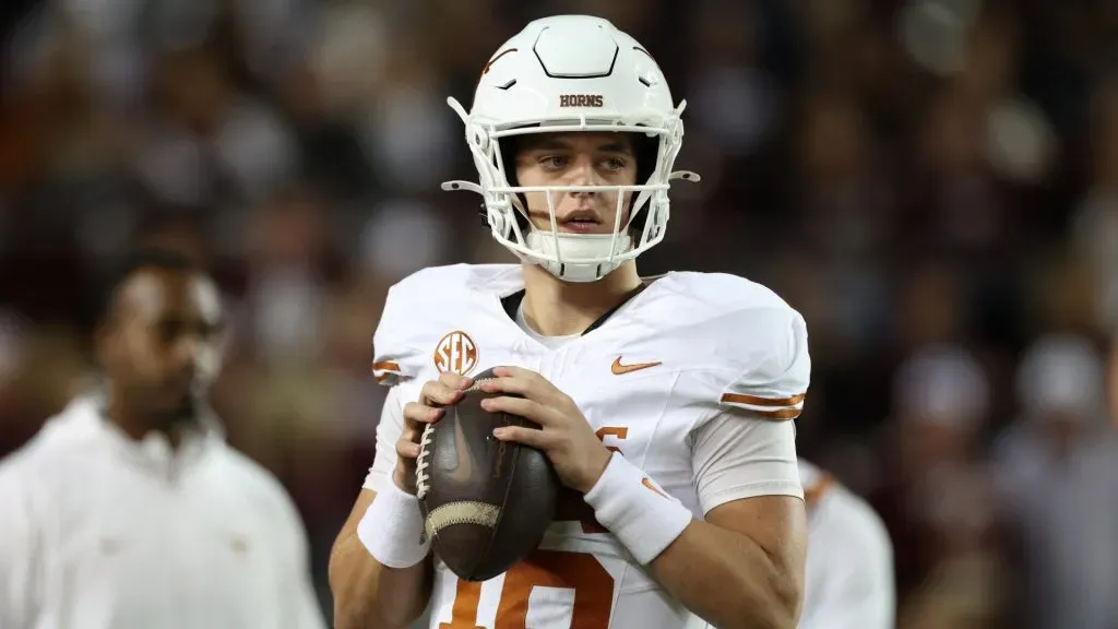 Arch Manning Texas Longhorns