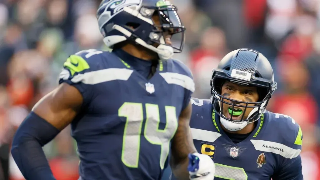 DK Metcalf Russell Wilson