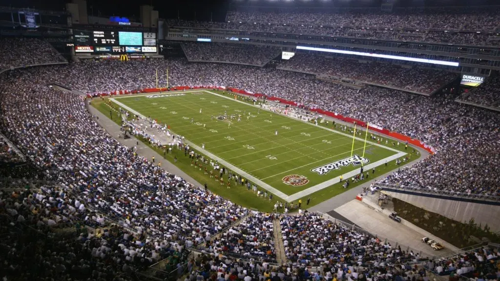 A General view of Gillette Stadium during the game between the Pittsburgh Steelers and the New England Patriots on September 9, 2002. (Source: Al Bello/Getty Images)