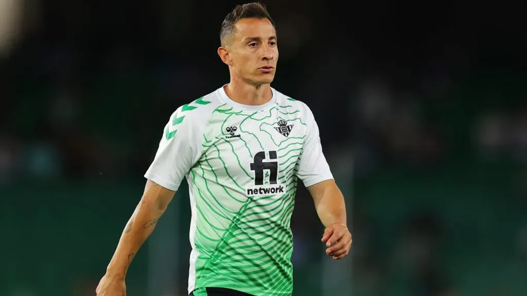 Andres Guardado of Real Betis looks on during the warm up prior to the LaLiga Santander match between Real Betis and Real Sociedad at Estadio Benito Villamarin on April 25, 2023. (Source: Fran Santiago/Getty Images)