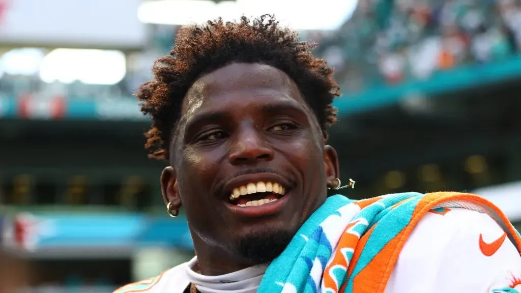 Tyreek Hill #10 of the Miami Dolphins reacts after his team's 20-17 win against the Jacksonville Jaguars at Hard Rock Stadium on September 08, 2024 in Miami Gardens, Florida.
