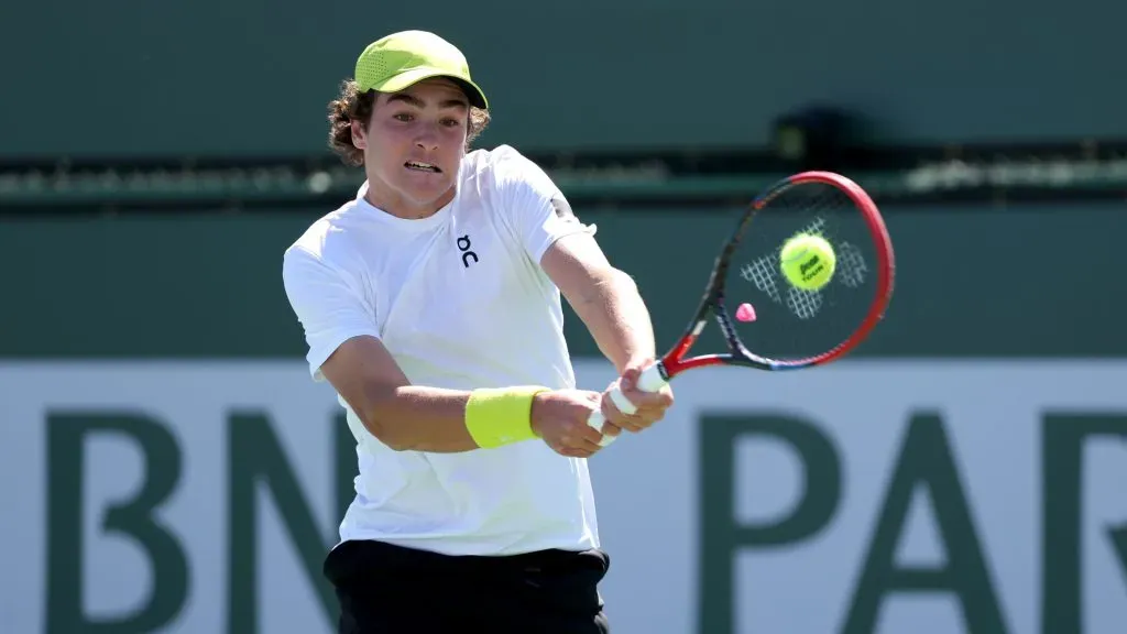 Fonseca playing during the 2025 Miami Open ( Clive Brunskill/Getty Images)