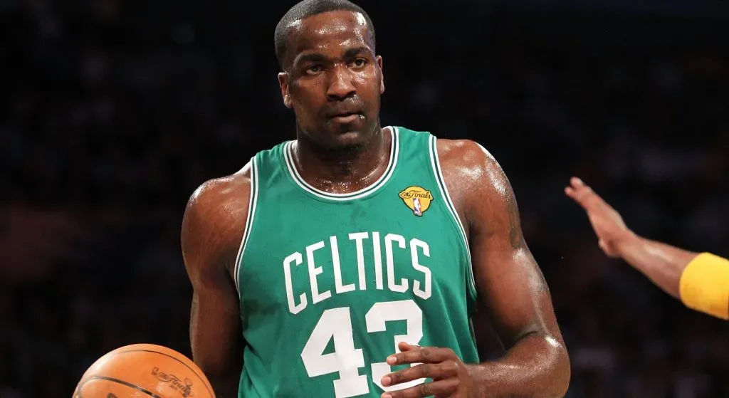 Kendrick Perkins won the NBA title in 2008 with the Celtics