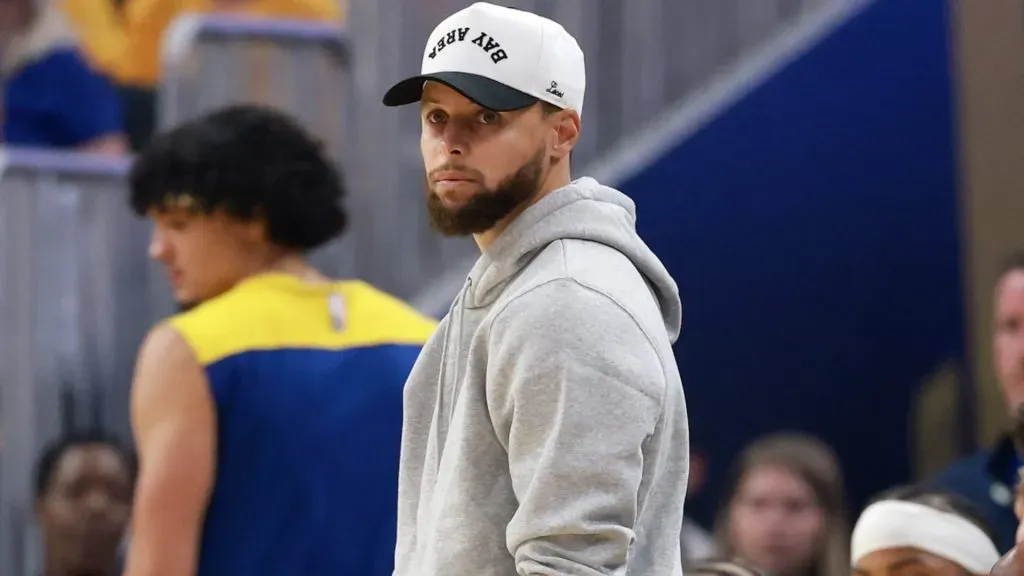 Stephen Curry looks on