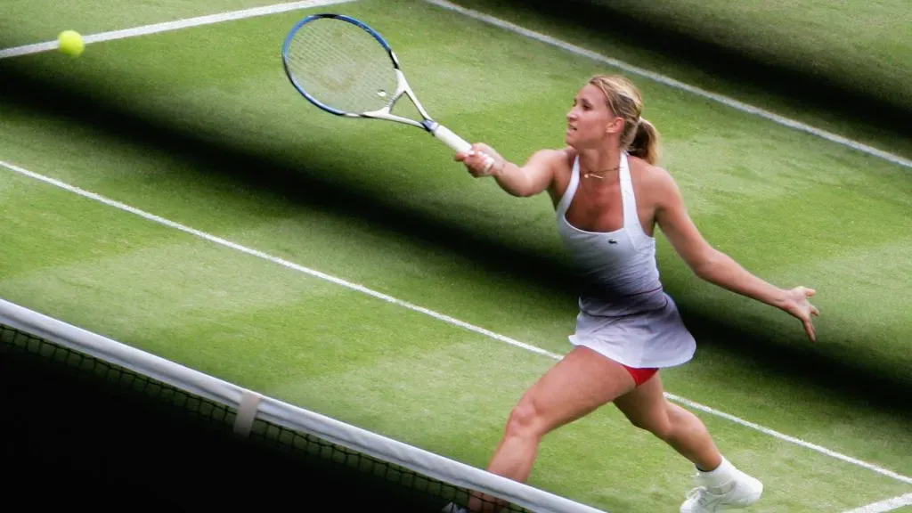 Tatiana Golovin during the 2007 Wimbledon with her red shorts under her skirt. (Julian Finney/Getty Images)